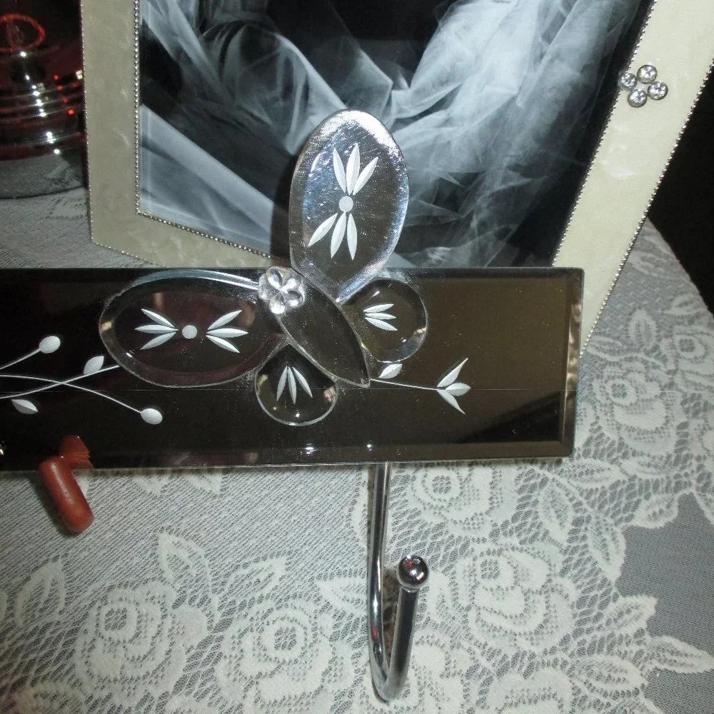 Mirrored Butterfly 3 Hook Wall Rack